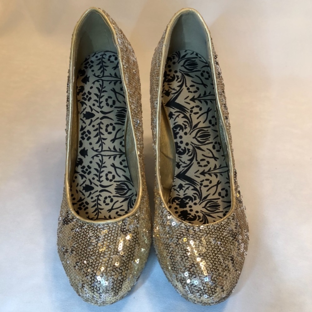 STILETTO HI HEEL SHOES 5”SPIKE CHAMPAGNE GOLD SILVER SEQUINS WORN ONCE 7 1/2 - Picture 10 of 11